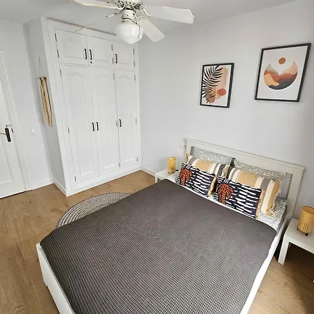 Sunny Oasis Amarilla Golf *