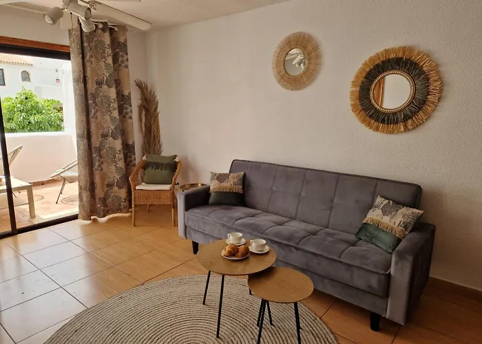 Sunny Oasis Amarilla Golf *