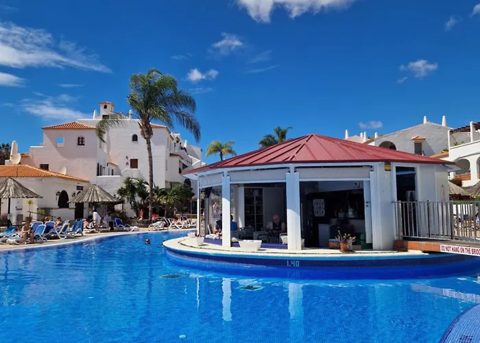 Sunny Oasis Amarilla Golf