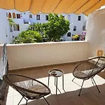 Sunny Oasis Amarilla Golf
