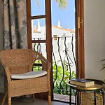 아파트 Sunny Oasis Amarilla Golf *