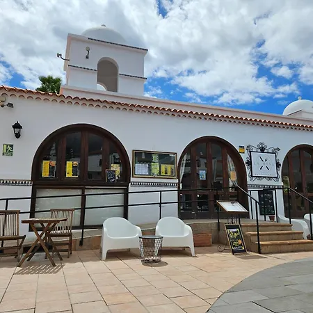 Sunny Oasis Amarilla Golf