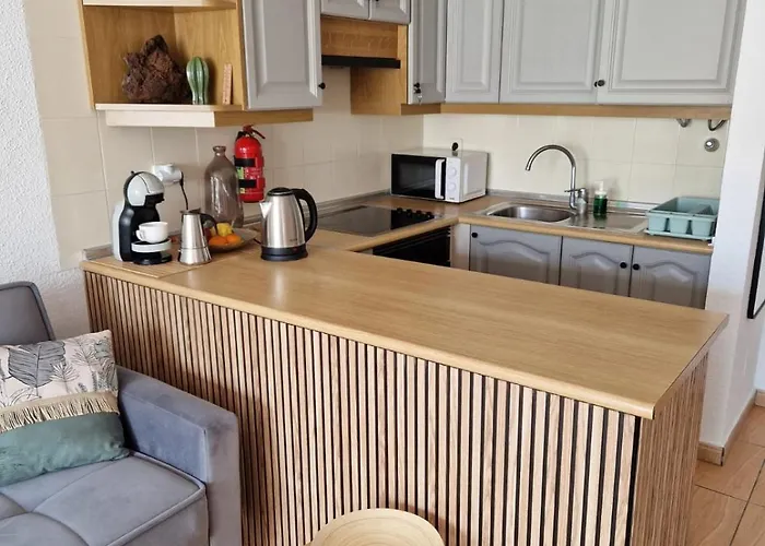 Sunny Oasis Amarilla Golf *