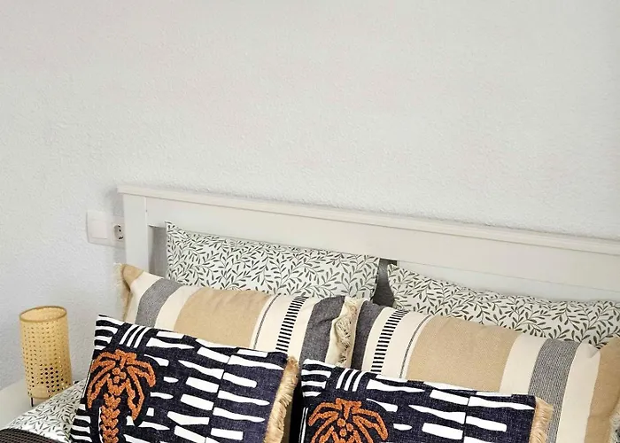 Sunny Oasis Amarilla Golf *