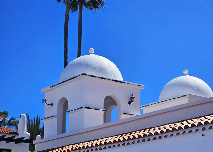 Sunny Oasis Amarilla Golf *